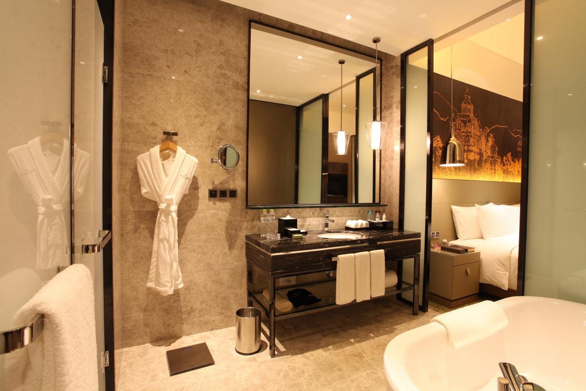 Wanda Realm Jiangmen Hotel Bagian luar foto