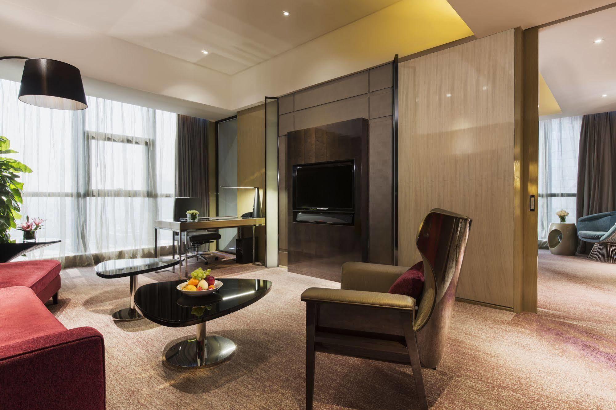 Wanda Realm Jiangmen Hotel Bagian luar foto